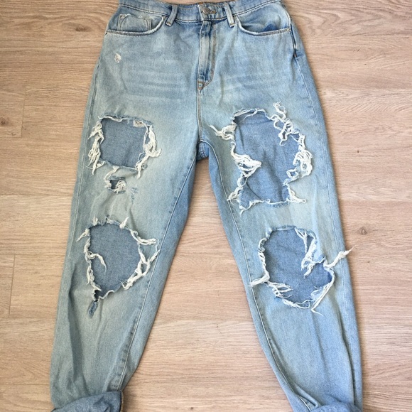 Urban Outfitters Denim - WOMEN’s Ripped High Waisted Mom Jeans